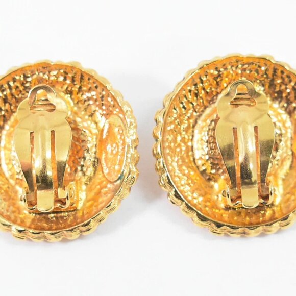 CHANEL Faux Pearl Gold Plated Round Earrings Clip - Picture 8 of 9